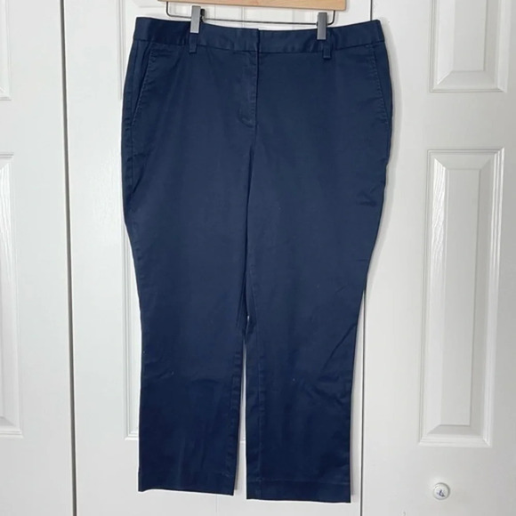 Lands' End Mid rise Straight Leg Chino Pant - Women's Size 16 - Marine Navy - Picture 1 of 7
